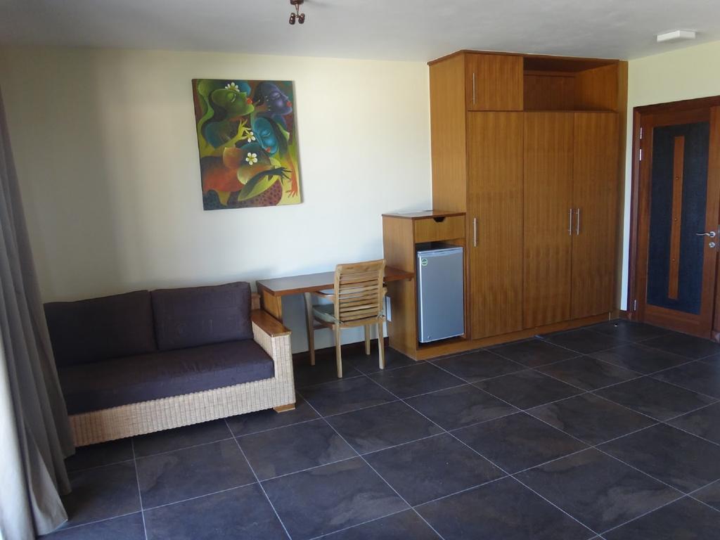 Happy Days Guest House Le Morne Exterior photo